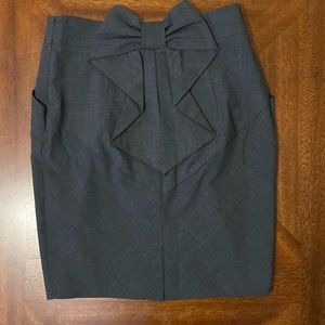 Body by Victoria Skirt size 6